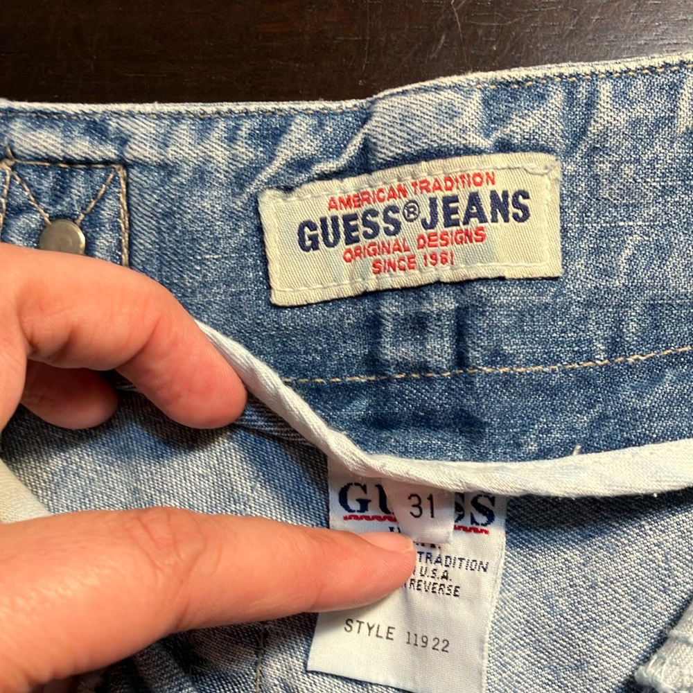 Guess Vintage 90s Light Denim Shorts with Distressed Hem Shorts with Button Fly - Picture 3 of 9